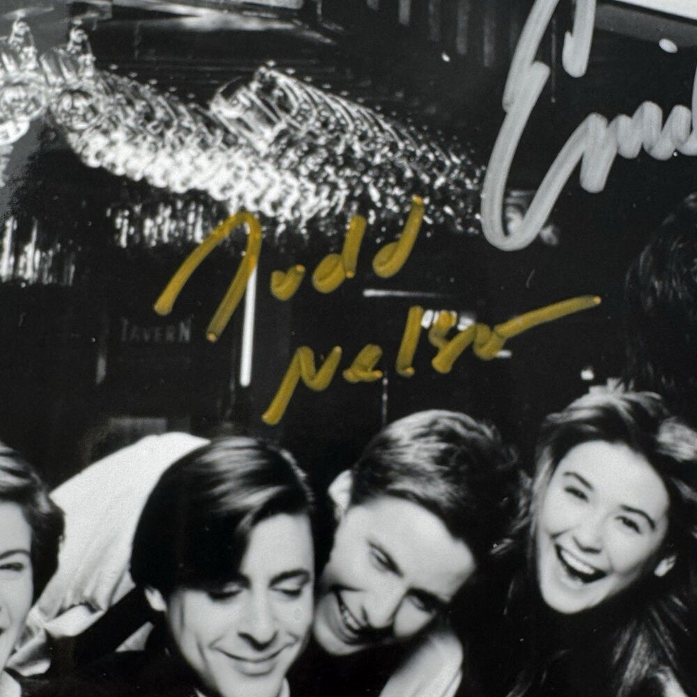 St Elmos Fire Cast Signed Photo w 7 Autographs Rob Lowe Demi Moore Ally Sheedy - Picture 7 of 8